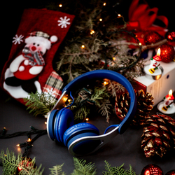 blue earphones cristmas socks11